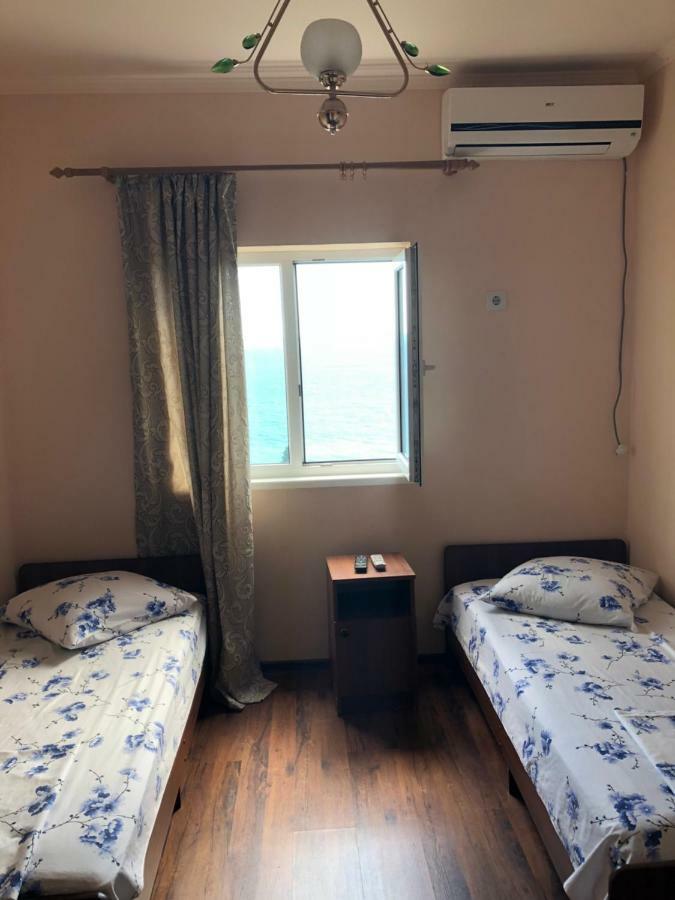 Панорама-Гагра Hotel Exterior foto
